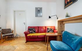 Vintage Vibe Rooms, Metro Politechnika By Urban Wake